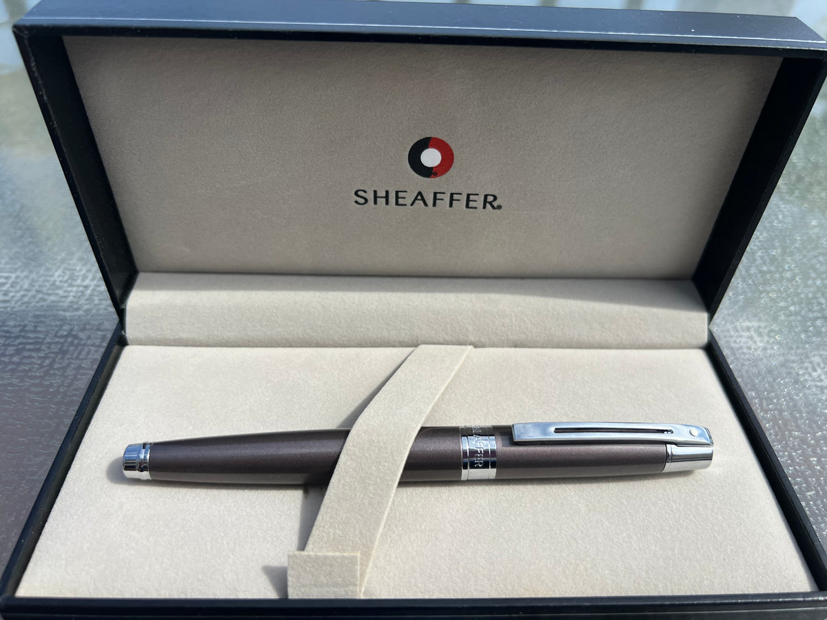 Sheaffer 300 Chrome Fountain Pen